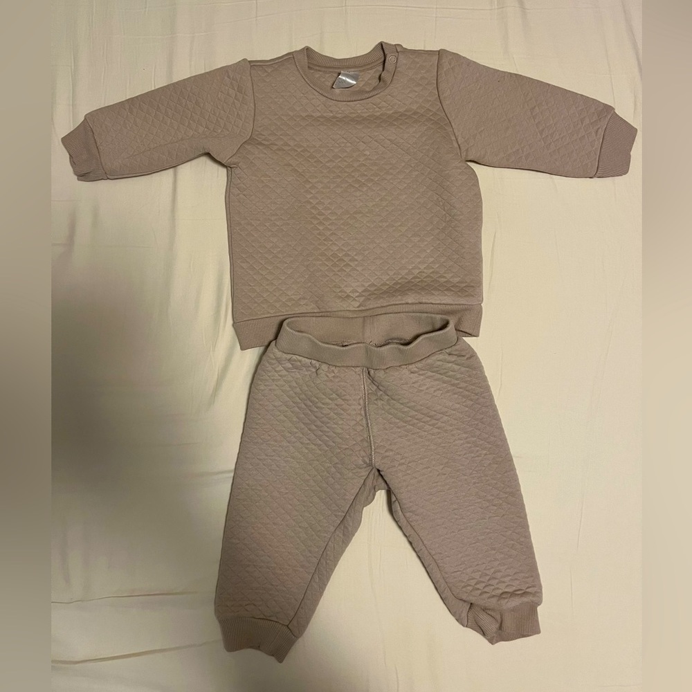 H&M Baby Quilted Sweater Jogger Set